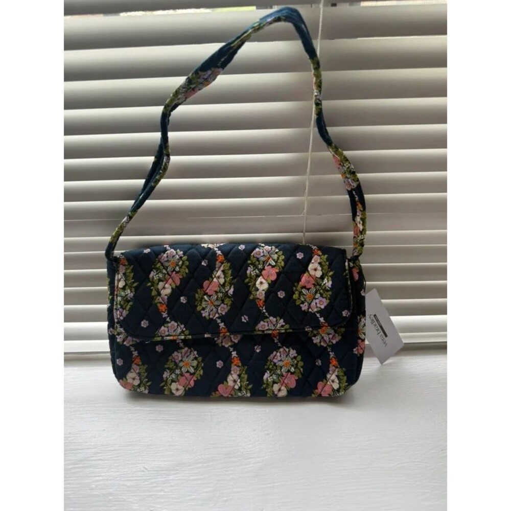 Vera Bradley Quilted shoulder bag